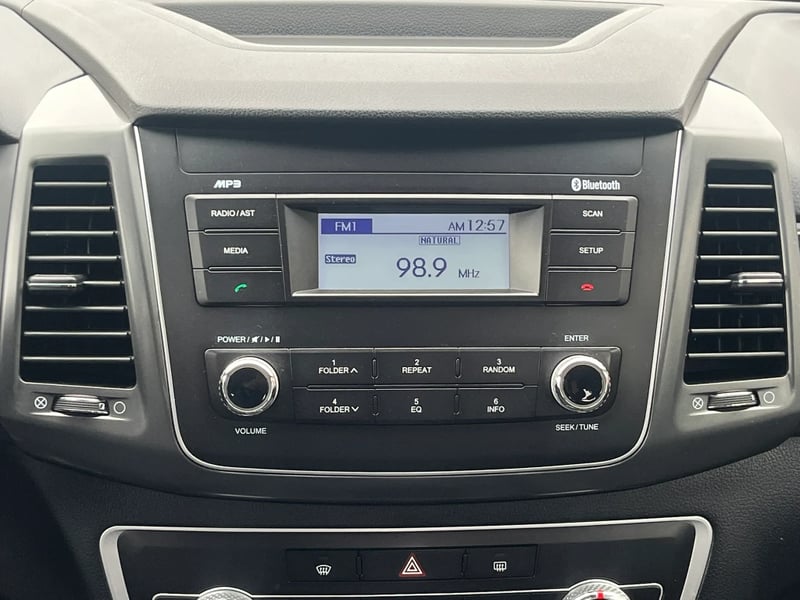 SsangYong Grand musso 2024 - Imagen 19 de 20