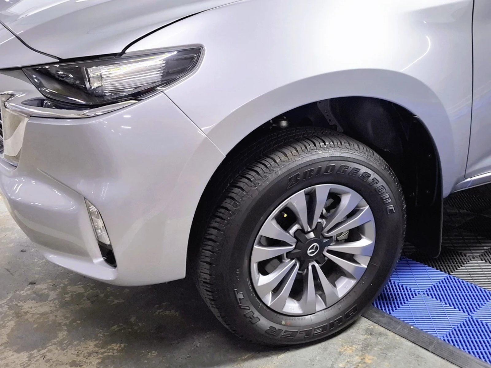 MAZDA BT-50 2024 - Imagen 9 de 20
