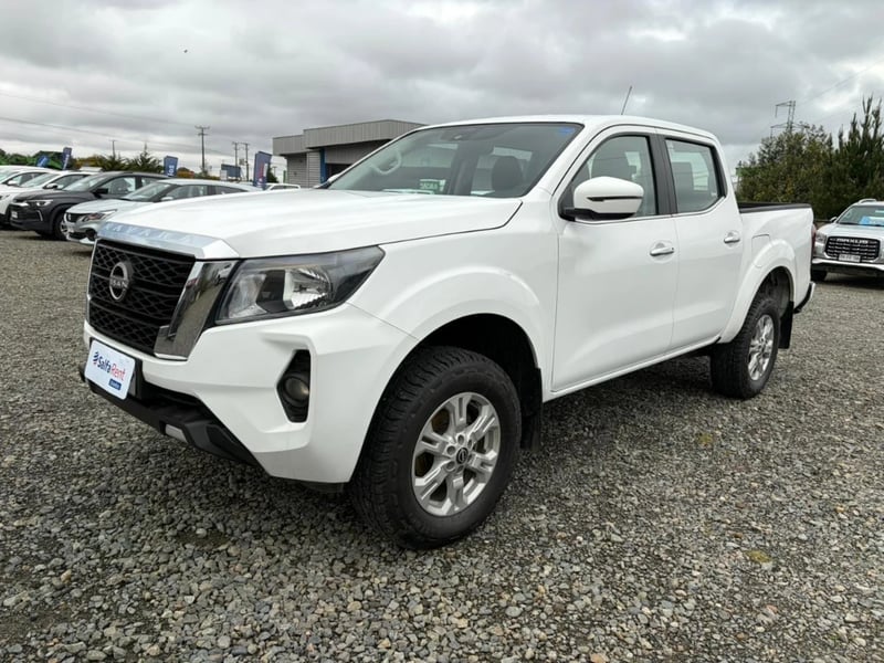 Nissan Navara 2023