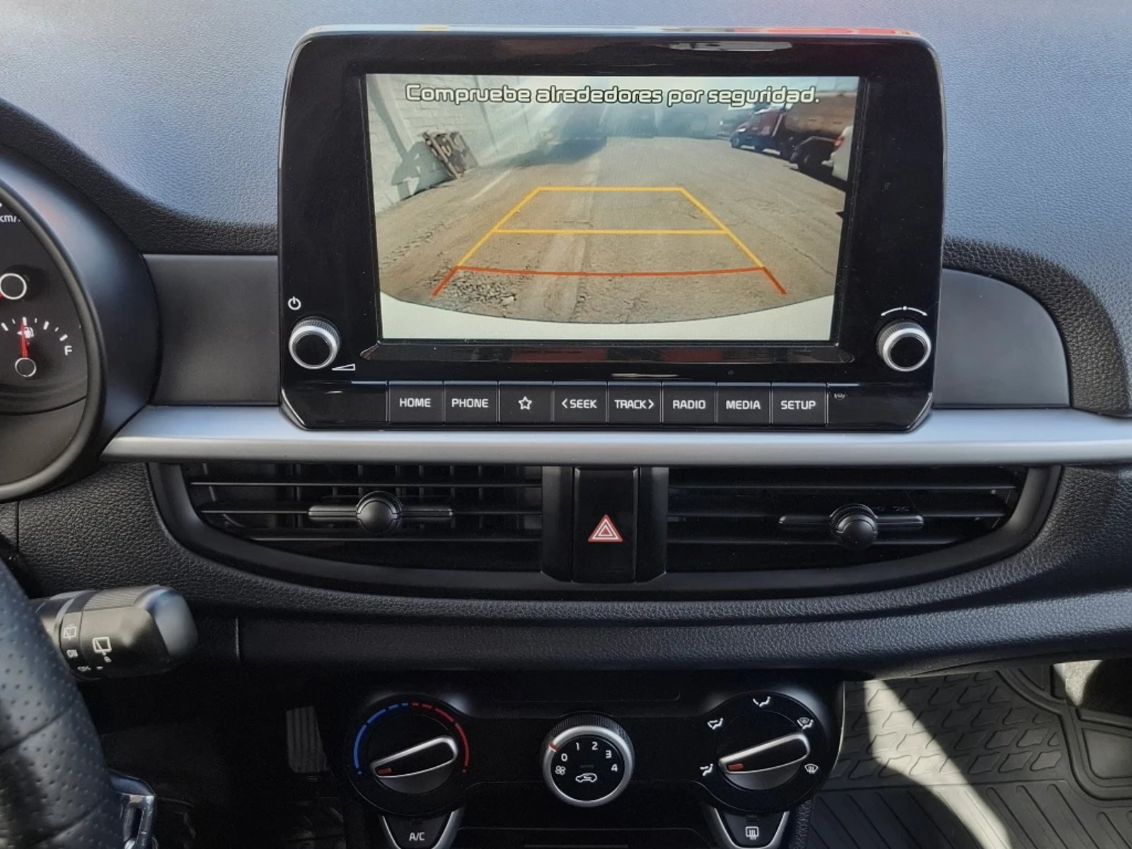 KIA MORNING 2023 - Imagen 20 de 20