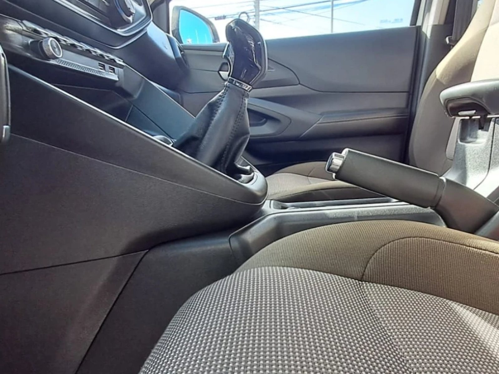 CHANGAN HUNTER REEV 2023 - Imagen 15 de 20