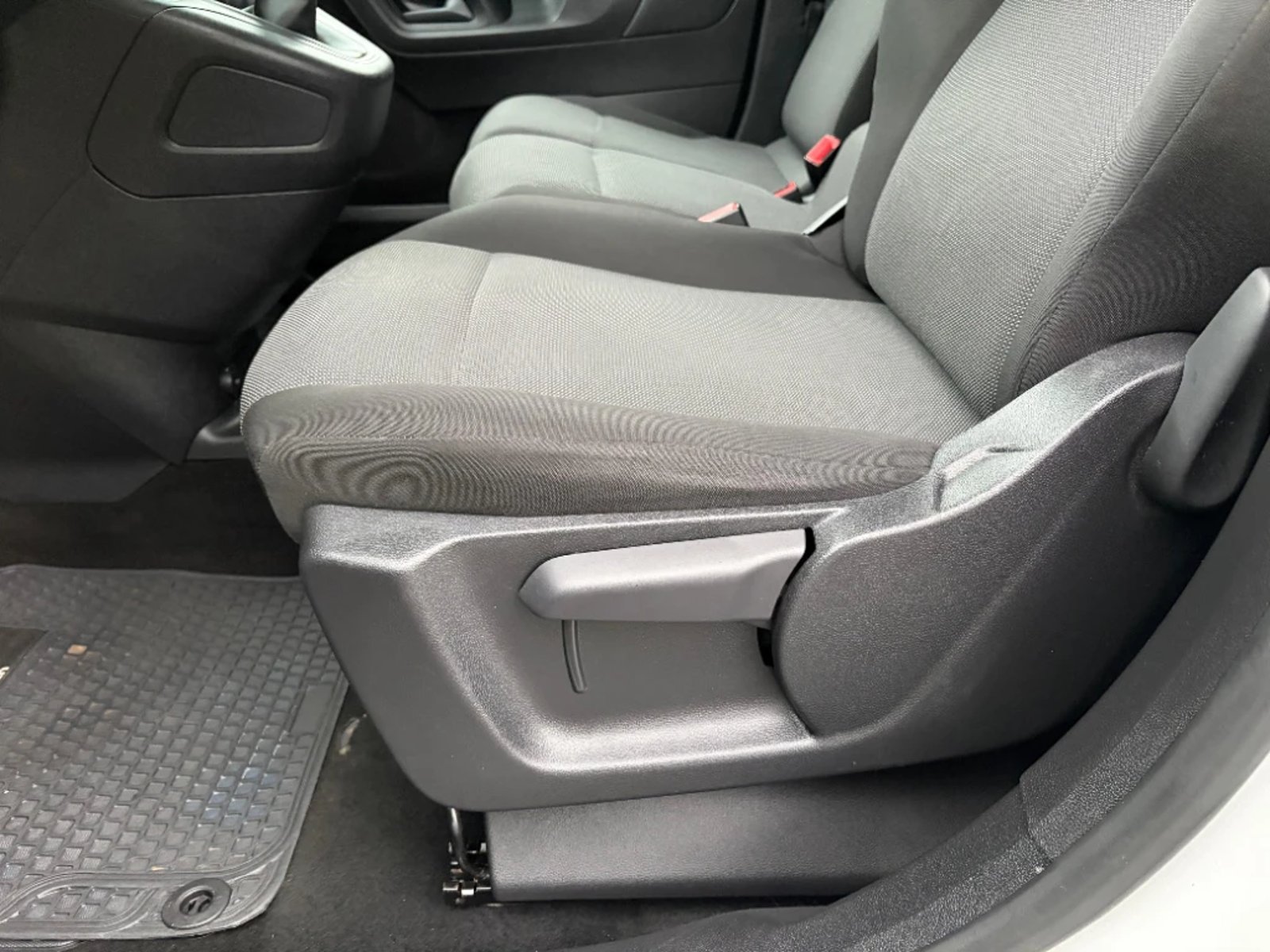 Citroën Berlingo 2023 - Imagen 14 de 20