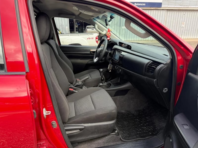 Toyota Hilux 2024 - Imagen 13 de 20