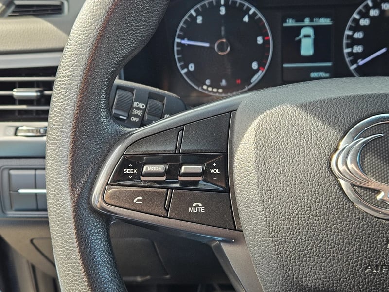SsangYong Grand musso 2023 - Imagen 16 de 20