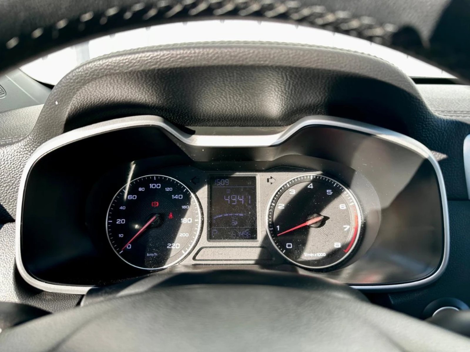 MG Zs 2023 - Imagen 12 de 20