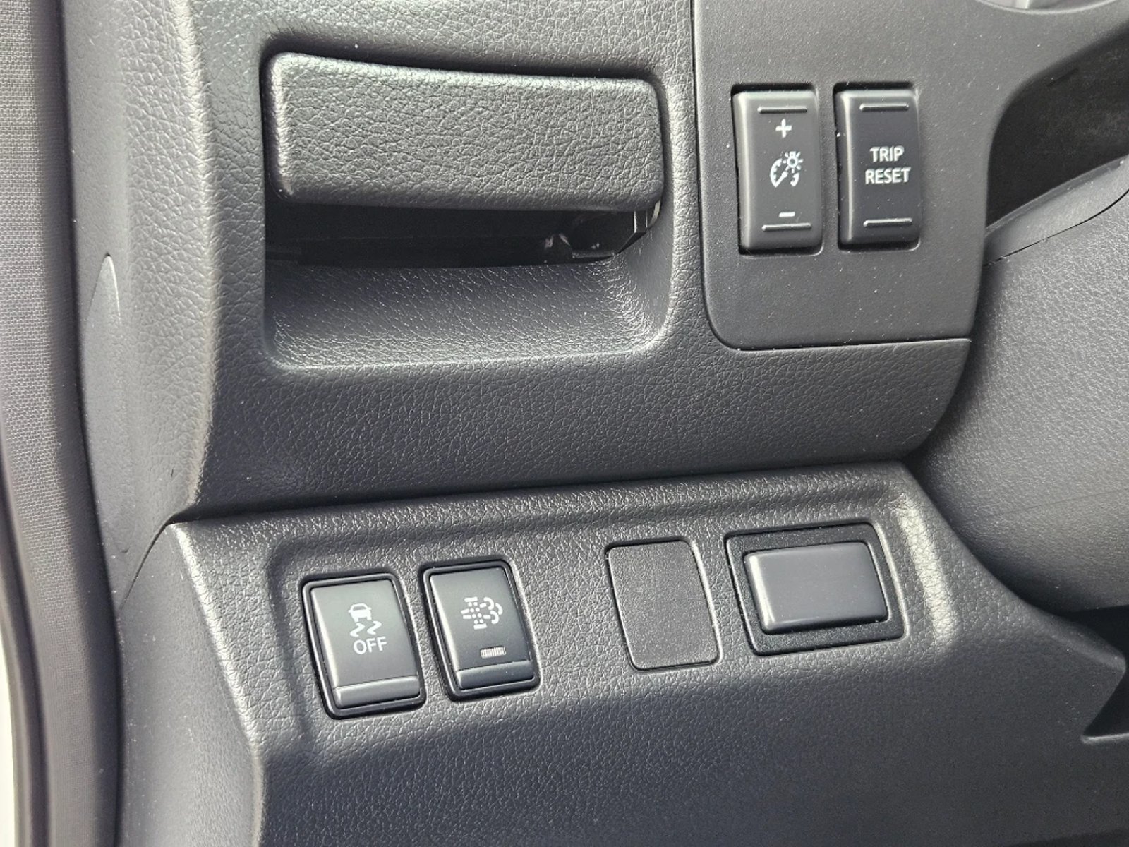 NISSAN NAVARA 2023 - Imagen 18 de 20