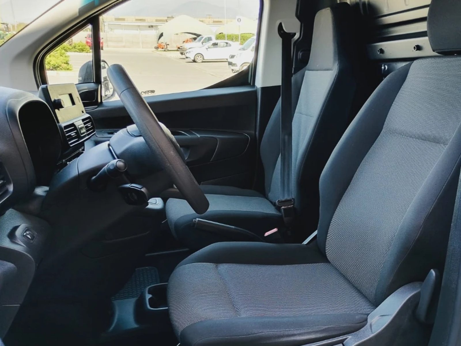 CITROEN BERLINGO 2023 - Imagen 15 de 20