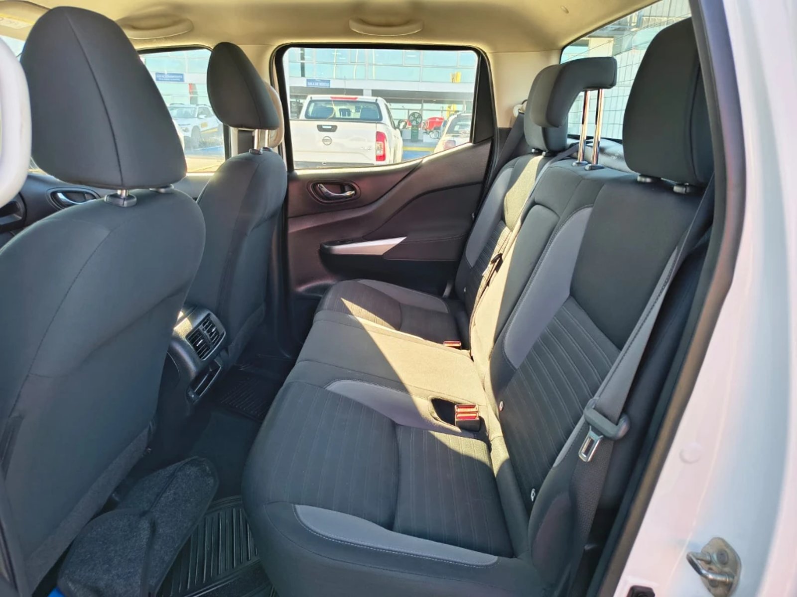 Nissan Navara 2023 - Imagen 15 de 20