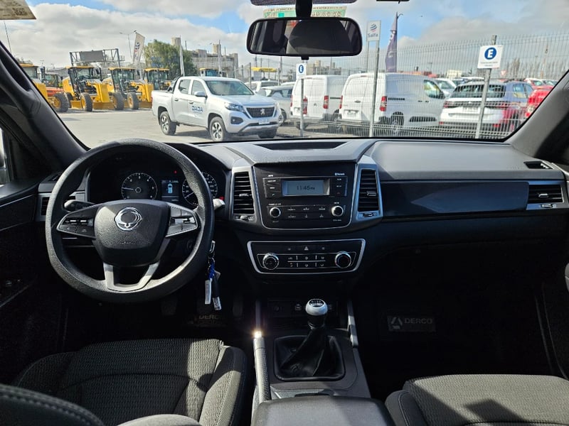 SsangYong Grand musso 2023 - Imagen 13 de 20