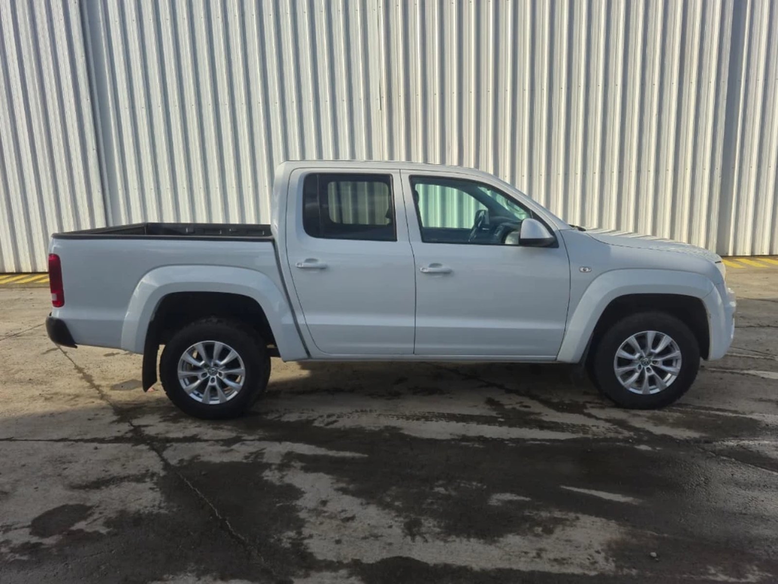 Volkswagen Amarok 2023 - Foto 4 de 20