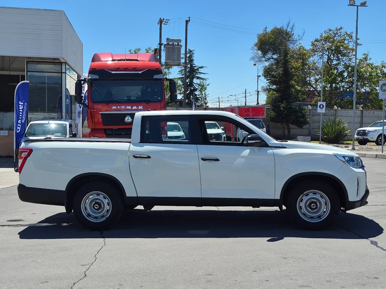 SsangYong Grand musso 2023 - Foto 4 de 20