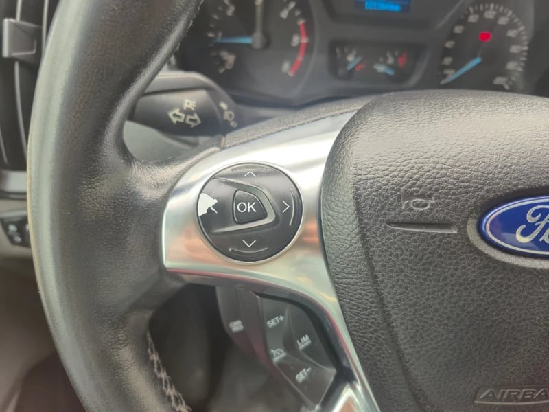 Ford Transit 2023 - Imagen 17 de 20