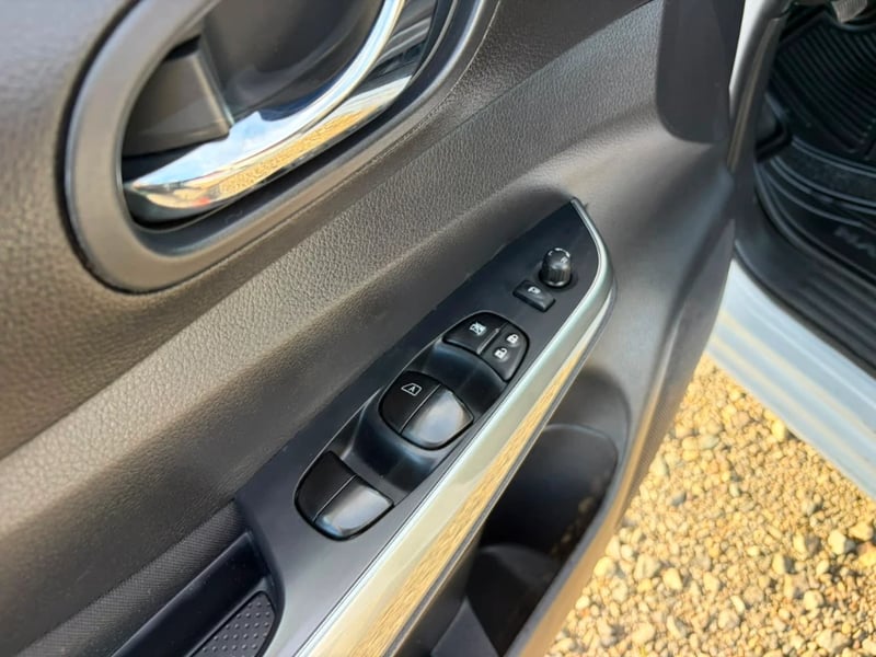 Nissan Navara 2023 - Imagen 15 de 20