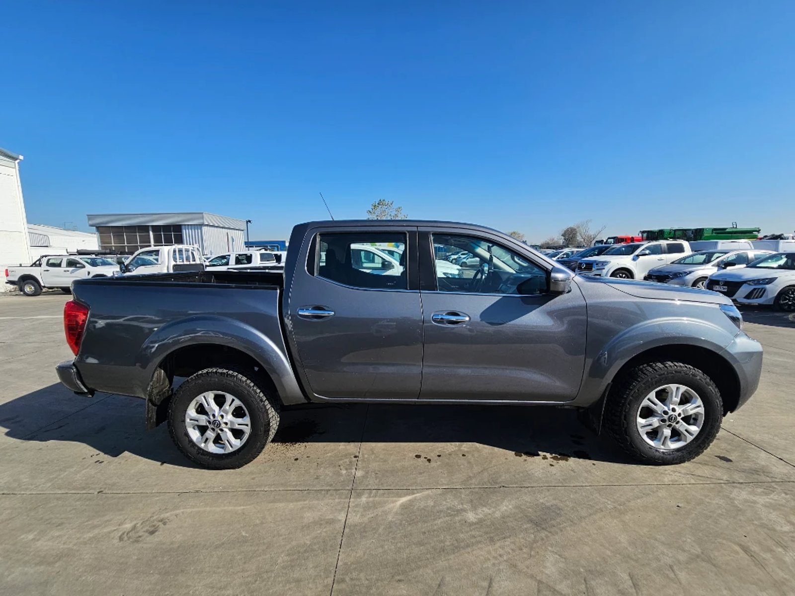 NISSAN NAVARA 2023 - Imagen 4 de 20