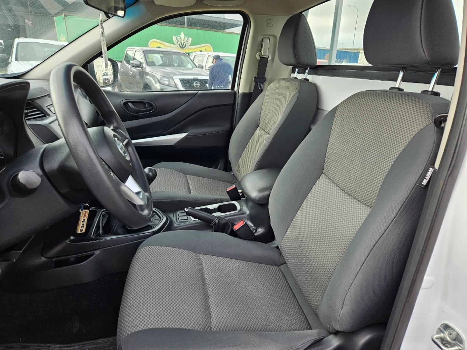 NISSAN NAVARA 2023 - Imagen 12 de 20
