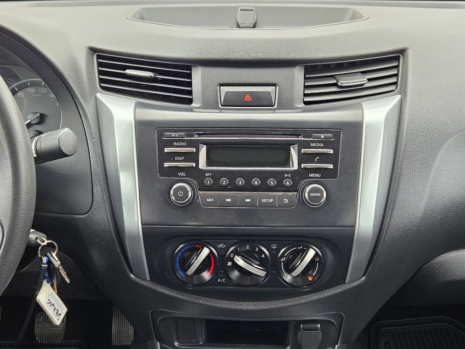 NISSAN NAVARA 2022 - Imagen 15 de 20