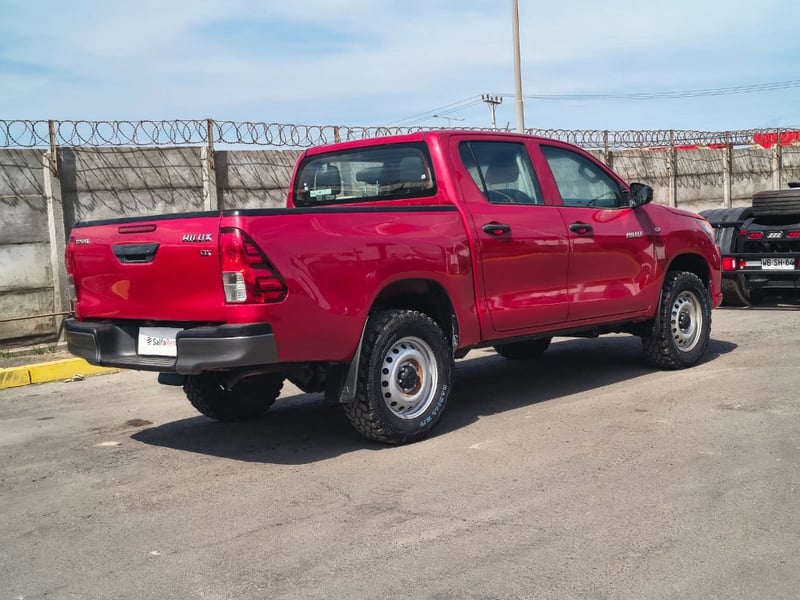 Toyota Hilux 2024 - Imagen 5 de 20
