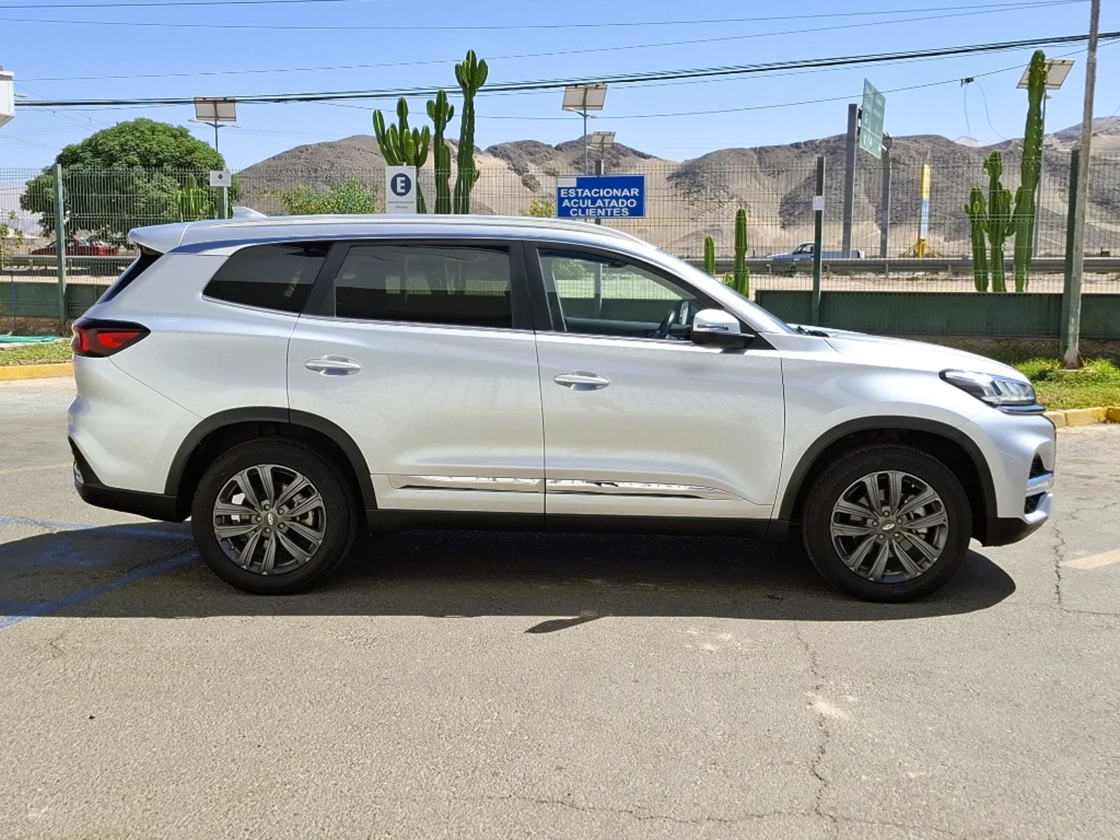 CHERY TIGGO 8 PRO 2022 - Imagen 4 de 20