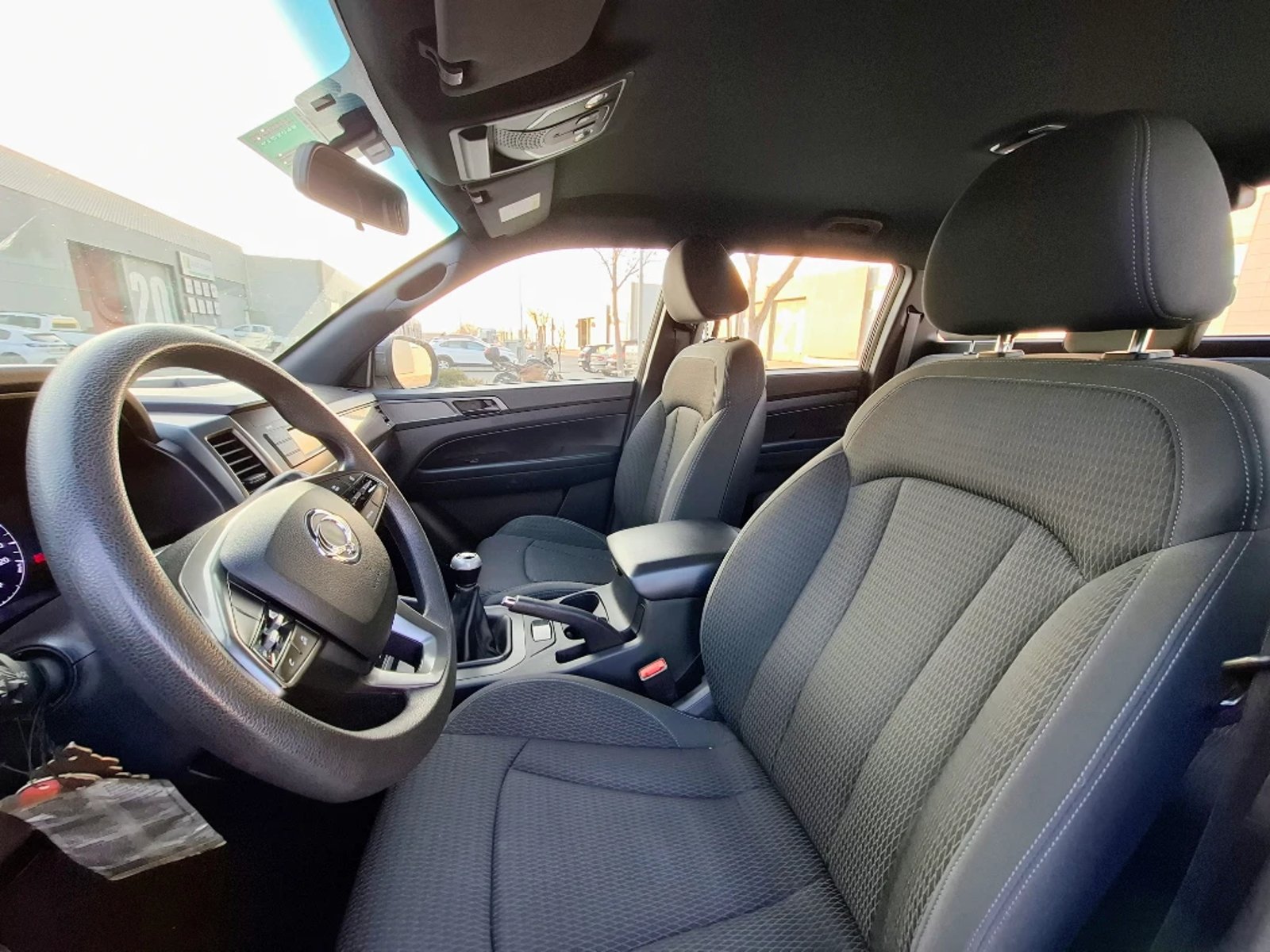 SsangYong Grand musso 2023 - Imagen 11 de 20