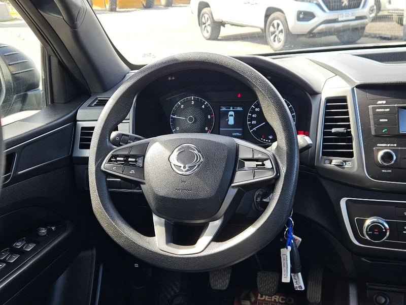 SsangYong Grand musso 2023 - Imagen 14 de 20