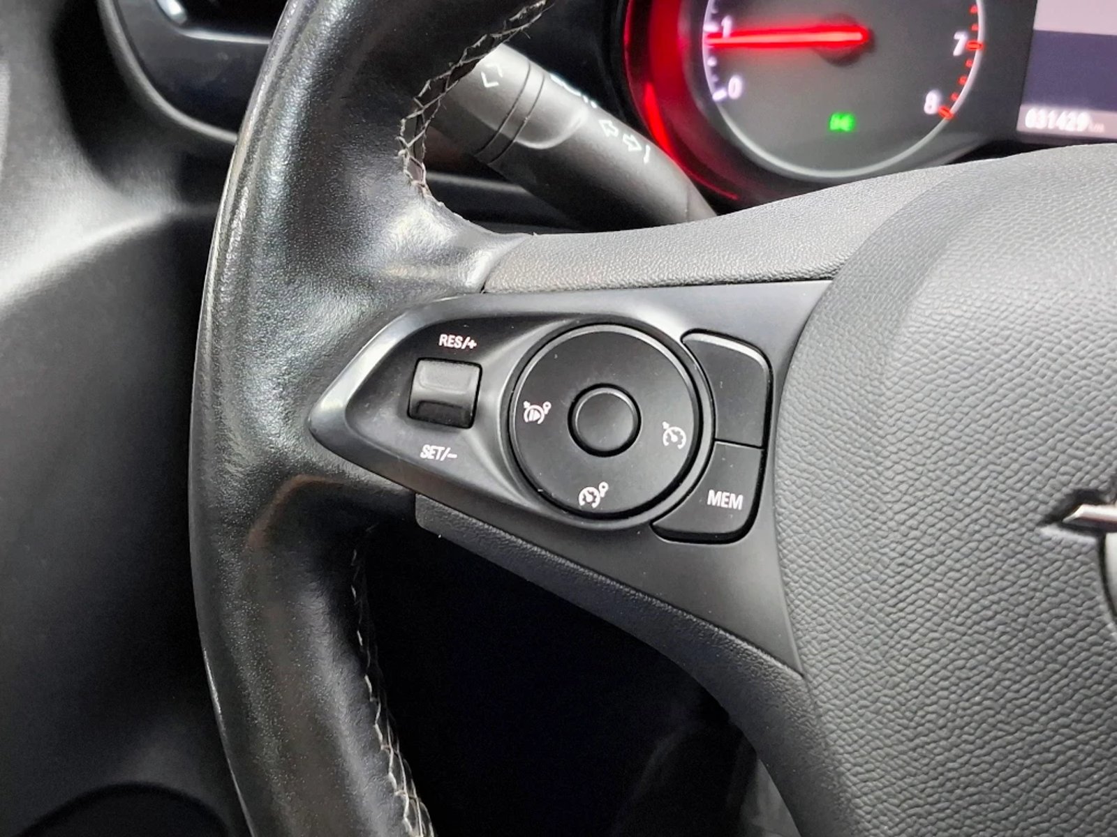 OPEL CORSA 2024 - Imagen 15 de 20