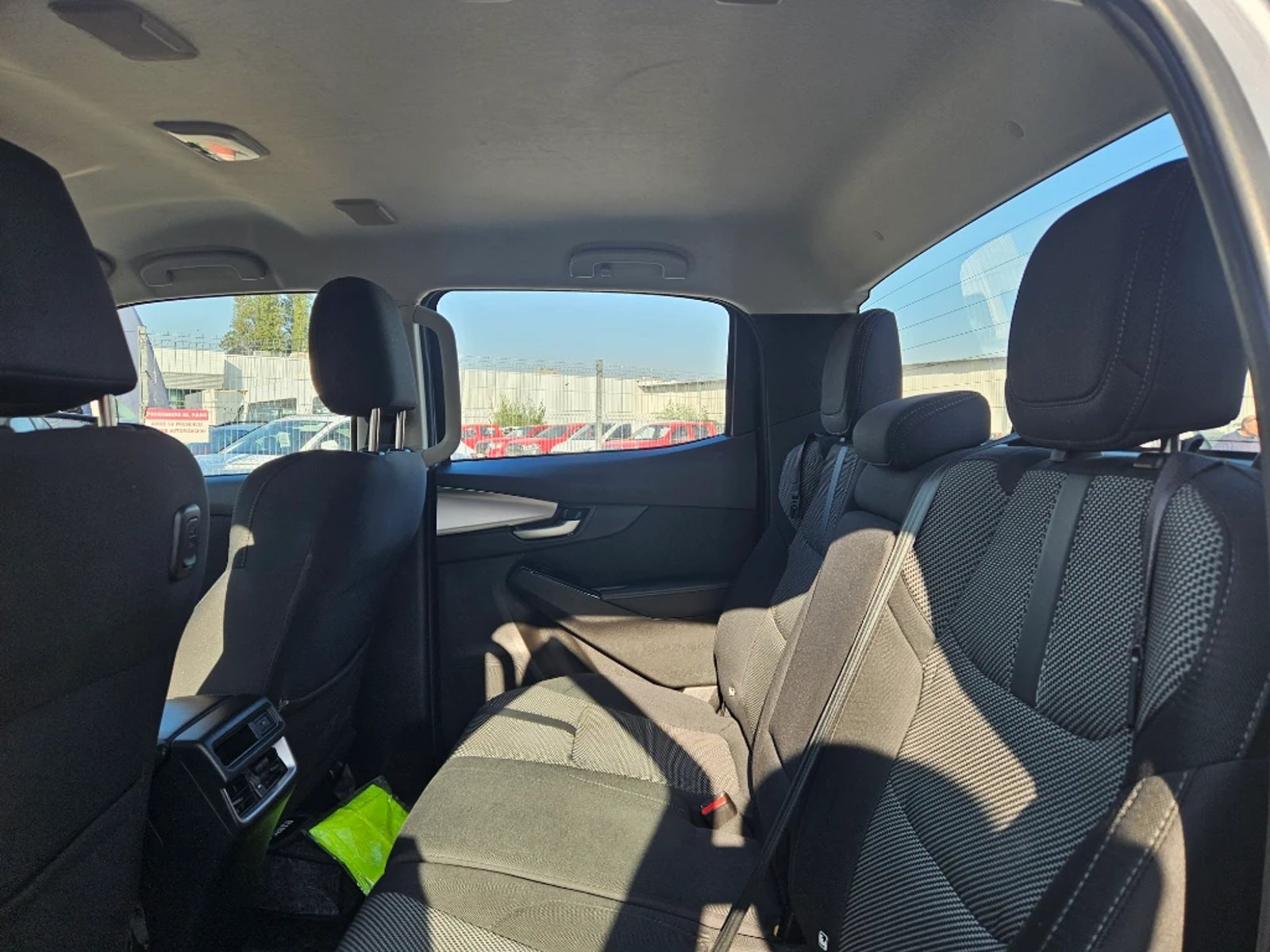 MAZDA BT-50 2023 - Imagen 15 de 20