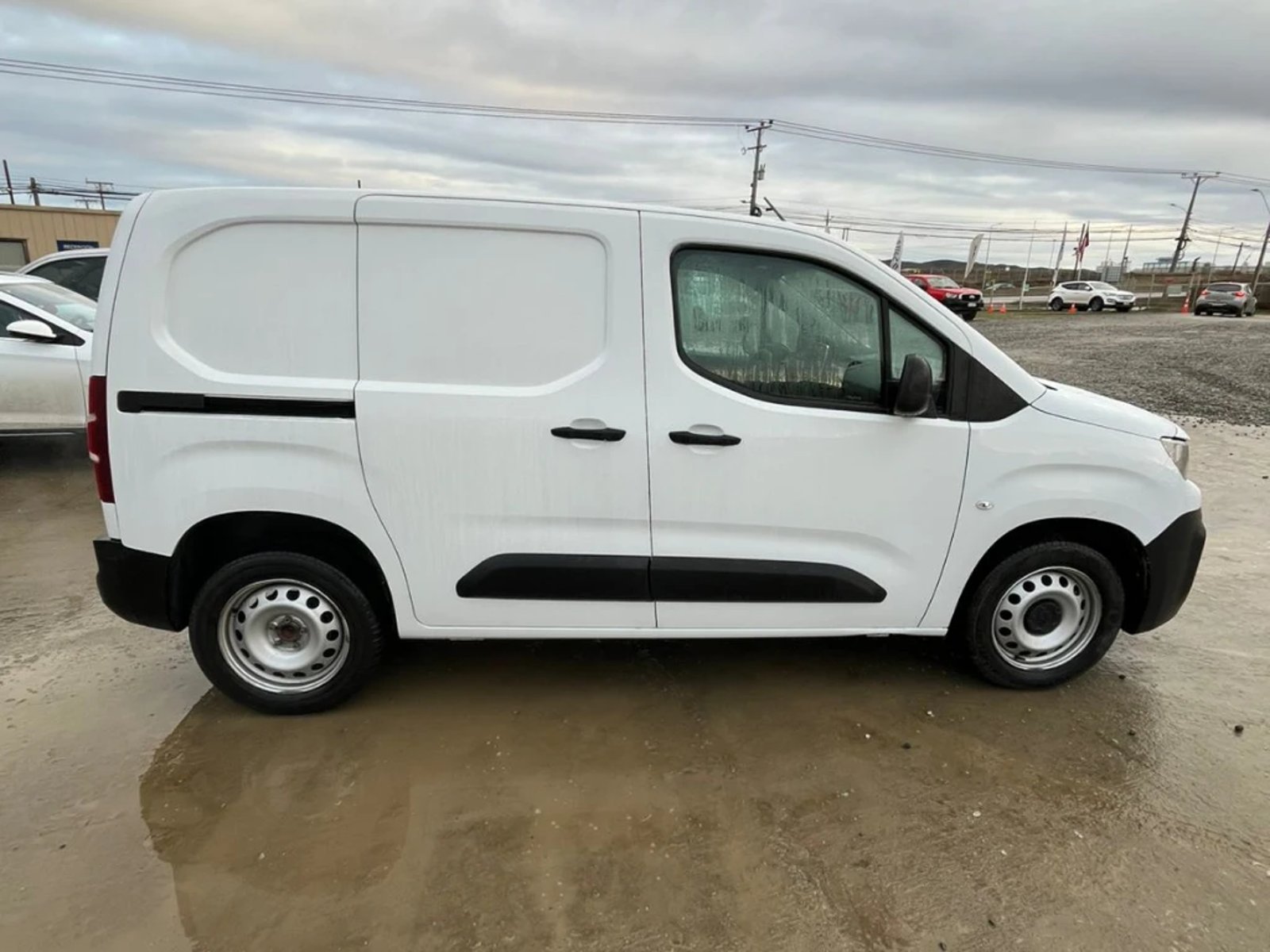 PEUGEOT PARTNER 2024 - Imagen 8 de 19