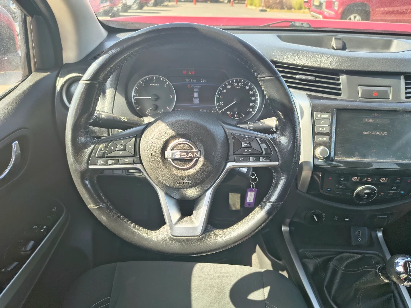 NISSAN NAVARA 2023 - Imagen 18 de 20