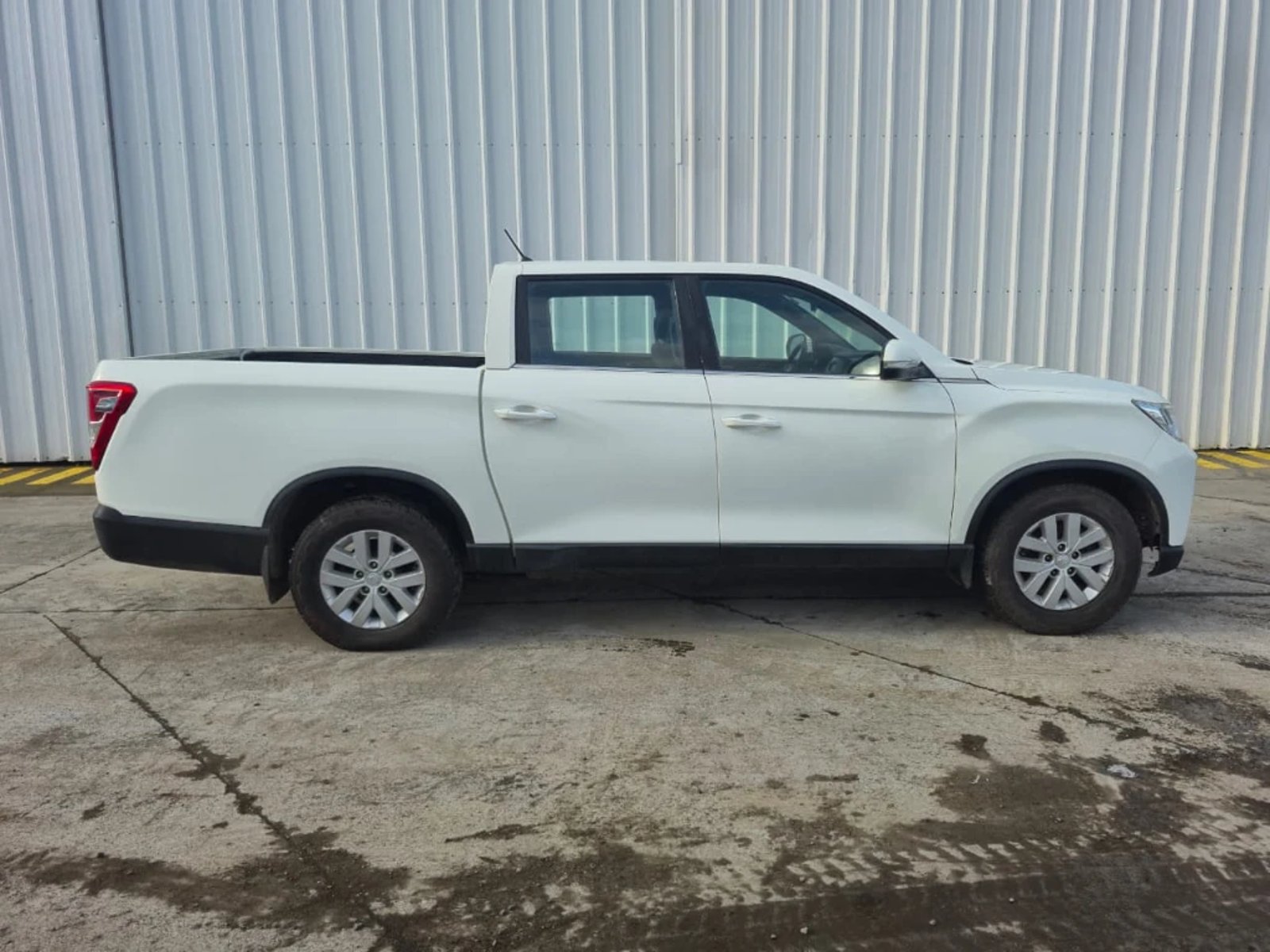 SsangYong Grand musso 2023 - Foto 4 de 20