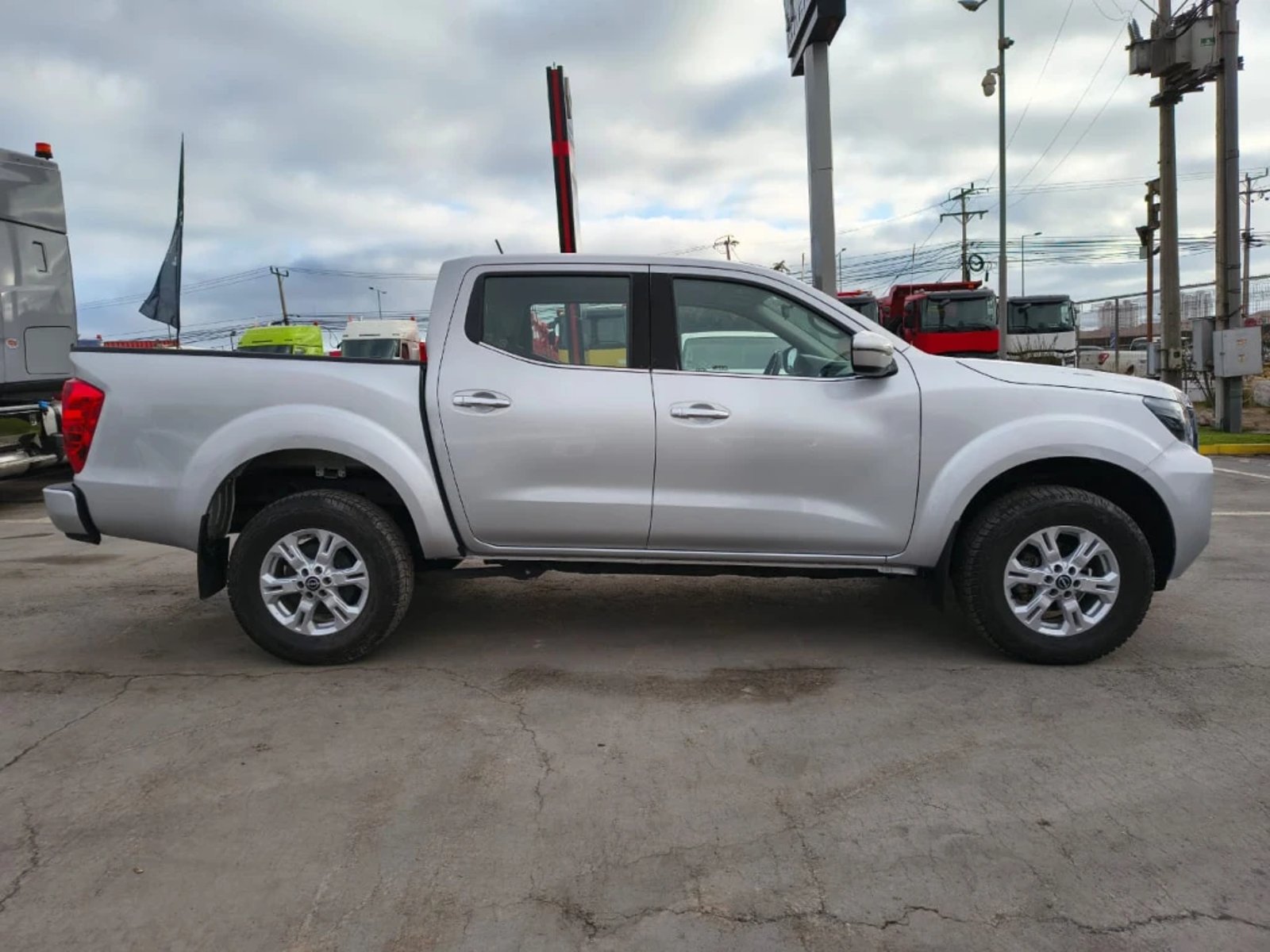 Nissan Navara 2023 - Foto 3 de 20