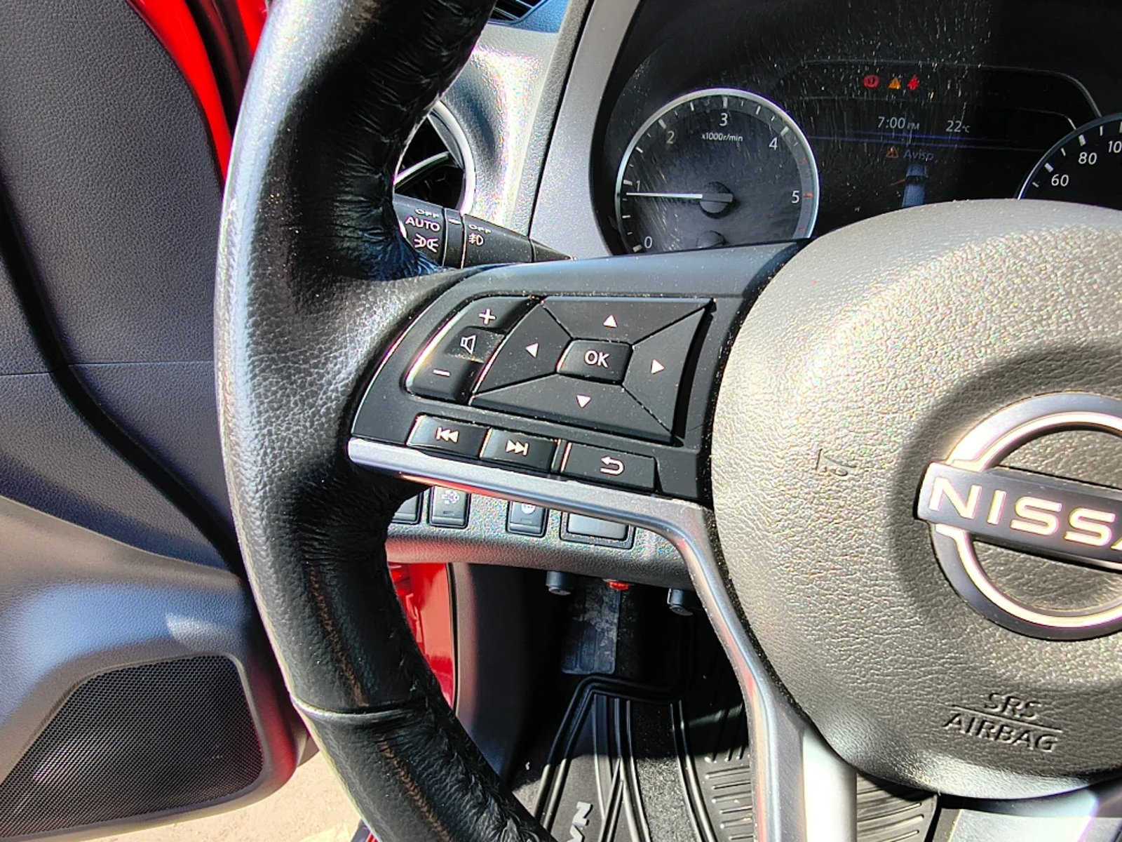 NISSAN NAVARA 2023 - Imagen 18 de 20