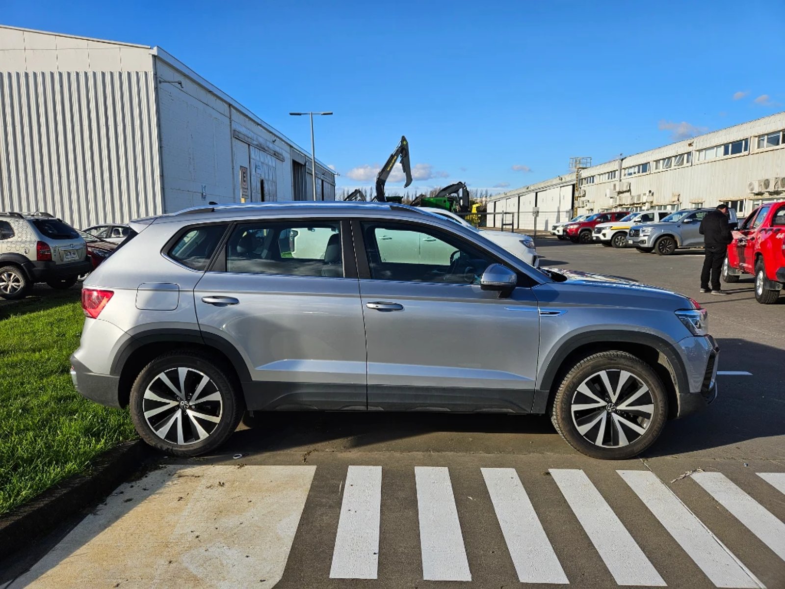 Volkswagen Taos 2023 - Imagen 8 de 20