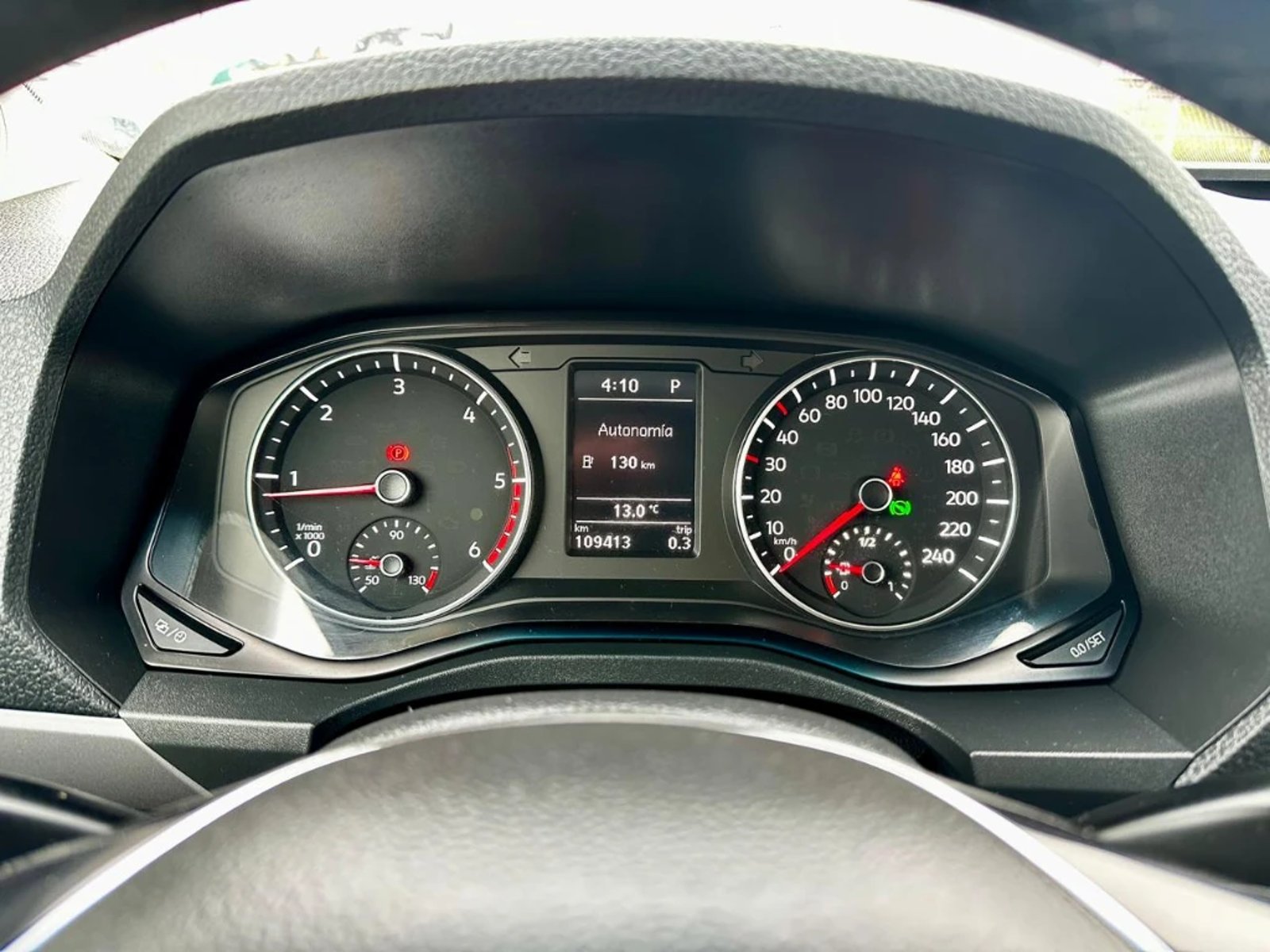 VOLKSWAGEN AMAROK 2023 - Imagen 19 de 20