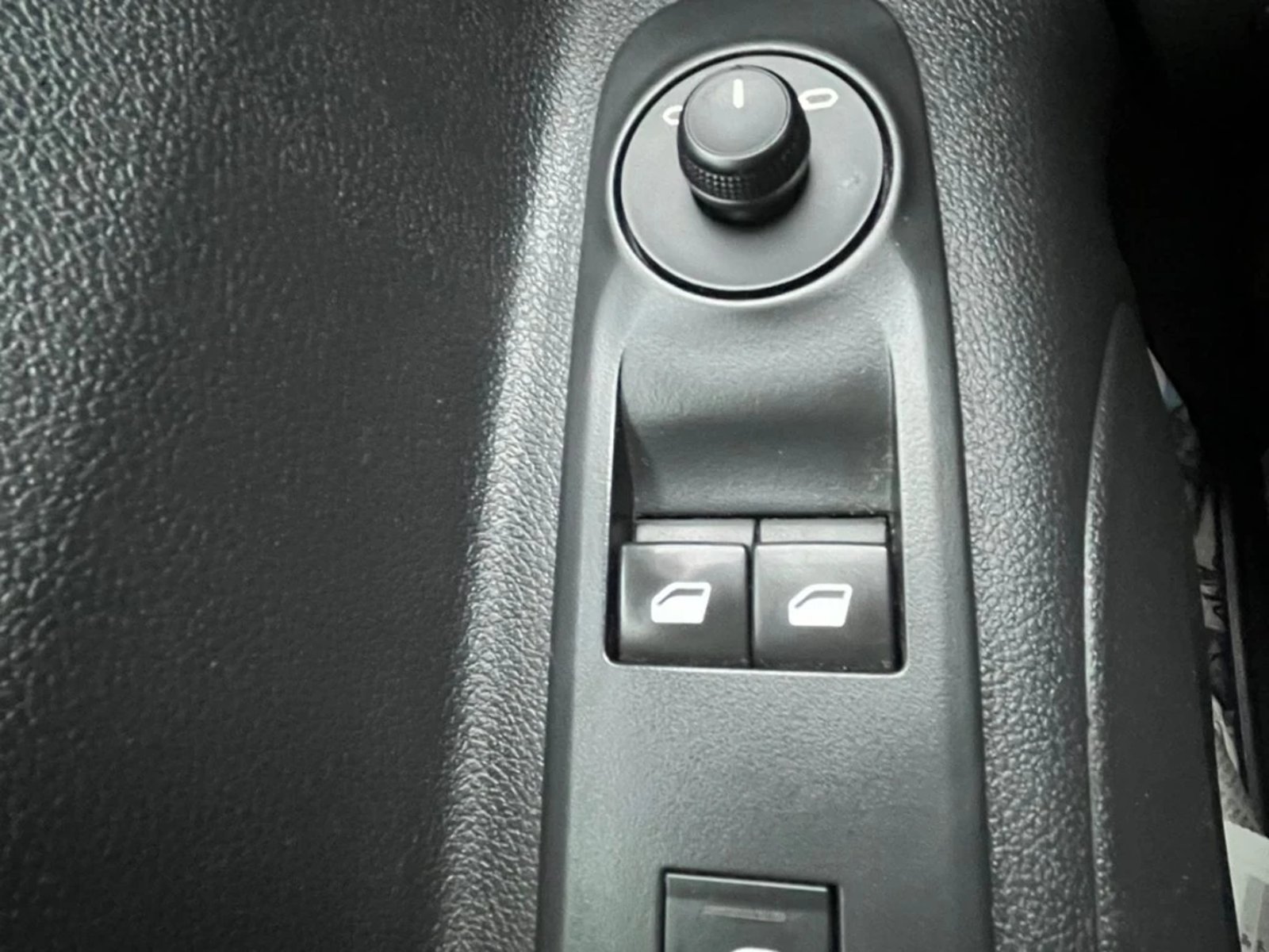 PEUGEOT PARTNER 2024 - Imagen 14 de 17