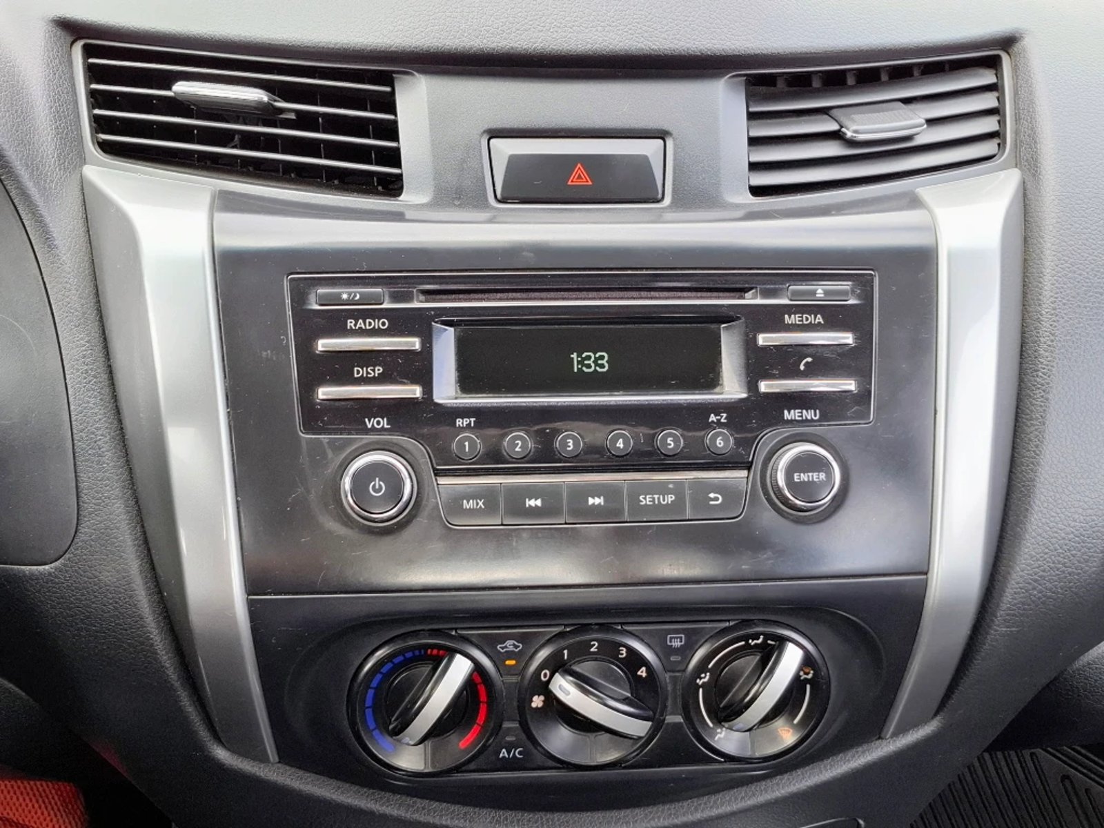 NISSAN NAVARA 2023 - Imagen 17 de 20