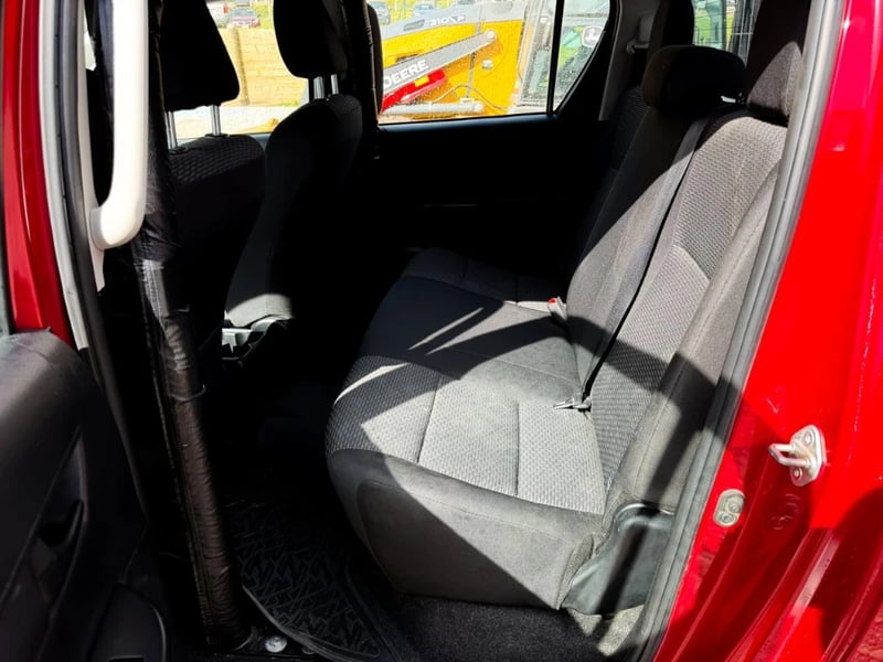 Toyota Hilux 2024 - Imagen 15 de 19