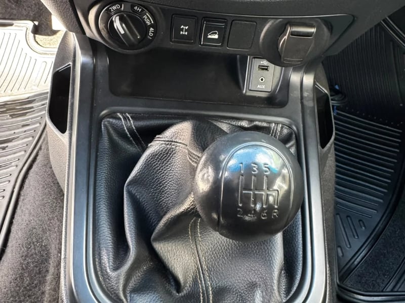 Nissan Navara 2023 - Imagen 18 de 20