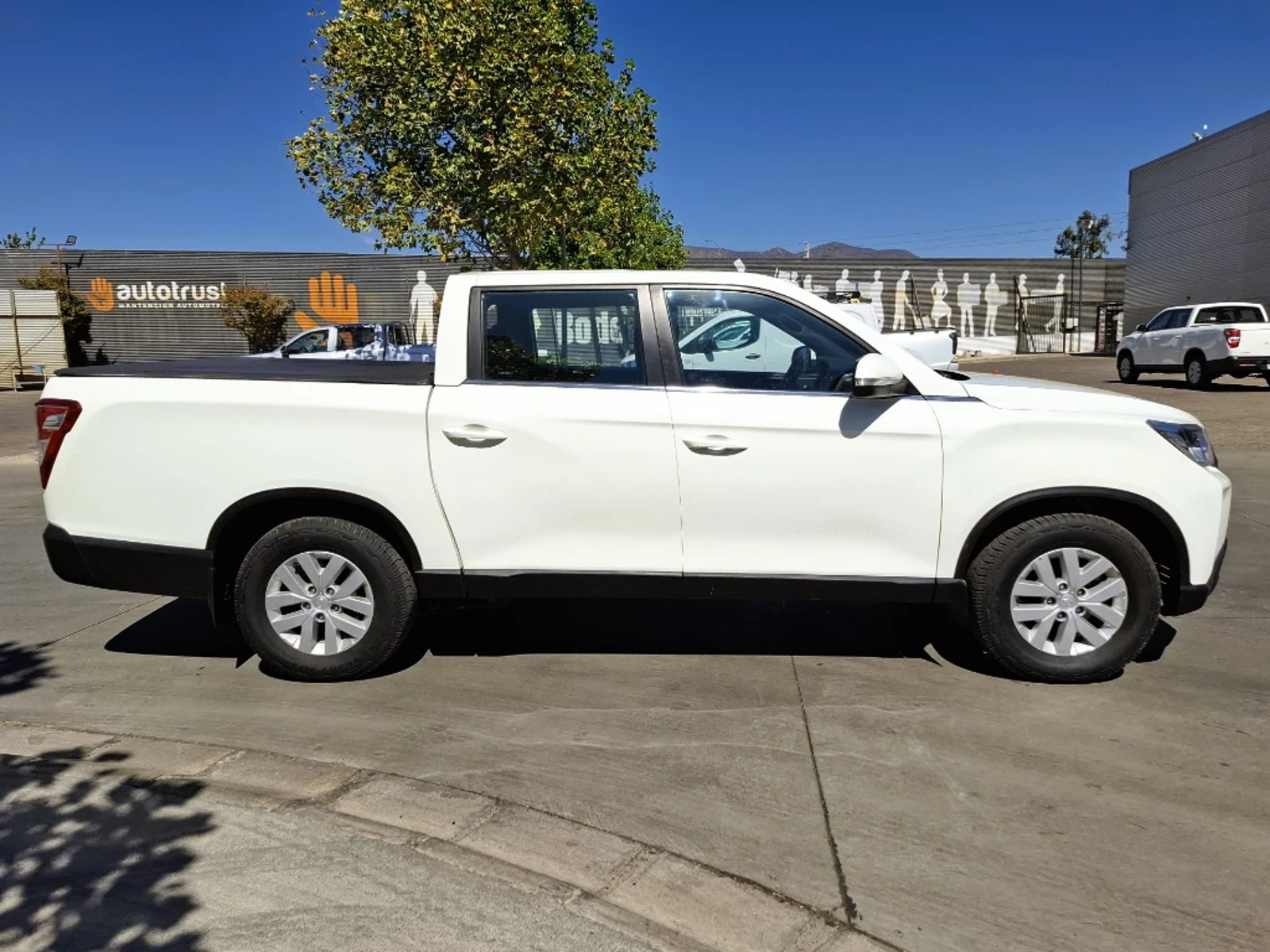 SSANGYONG GRAND MUSSO 2023 - Imagen 4 de 20