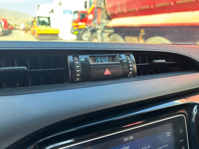 Toyota Hilux 2024 - Imagen 15 de 20