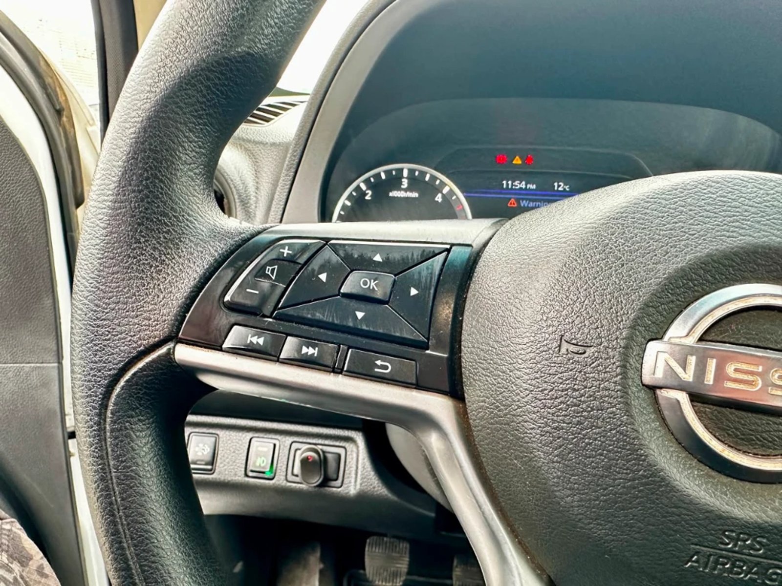Nissan Navara 2023 - Imagen 18 de 20