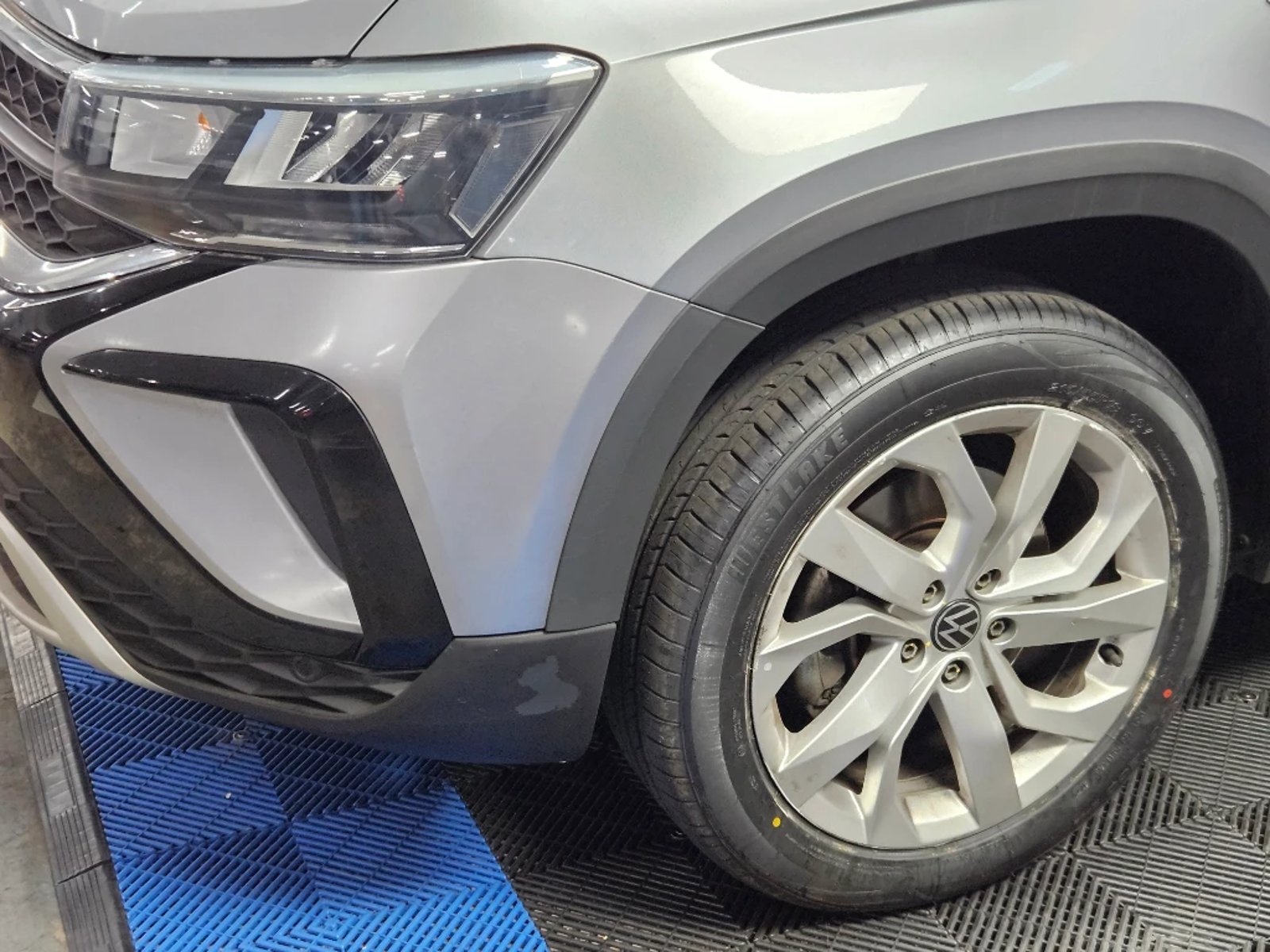 VOLKSWAGEN TAOS 2022 - Imagen 11 de 20