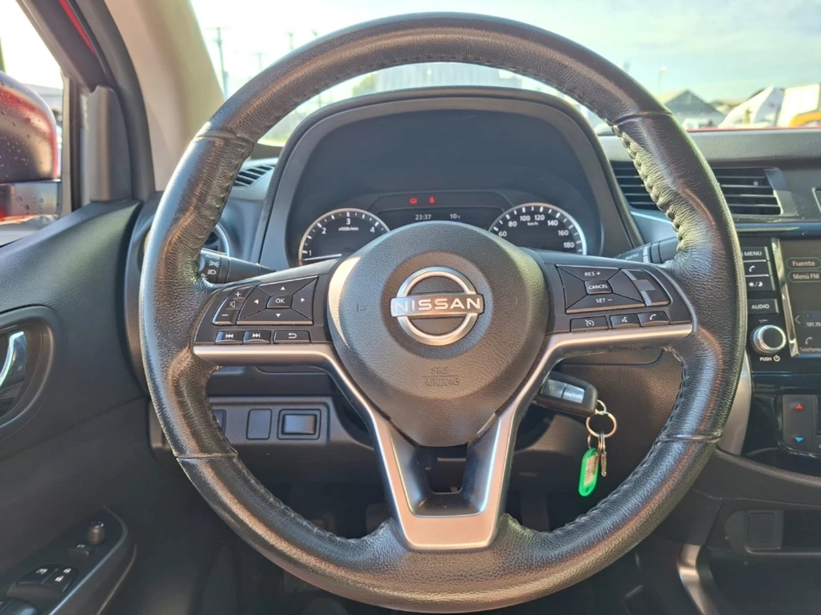 NISSAN NAVARA 2023 - Imagen 16 de 20