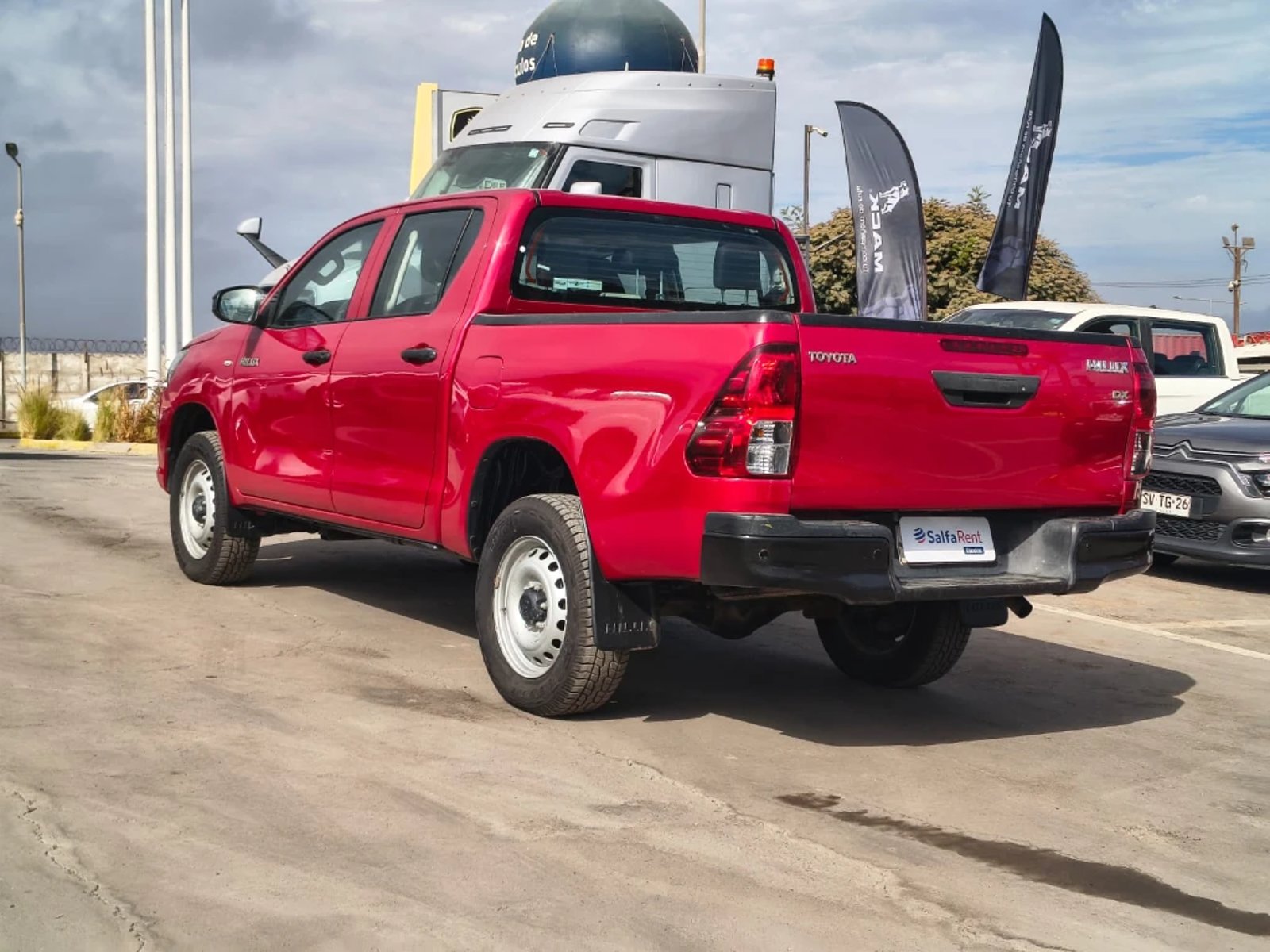 Toyota Hilux 2023 - Imagen 6 de 20