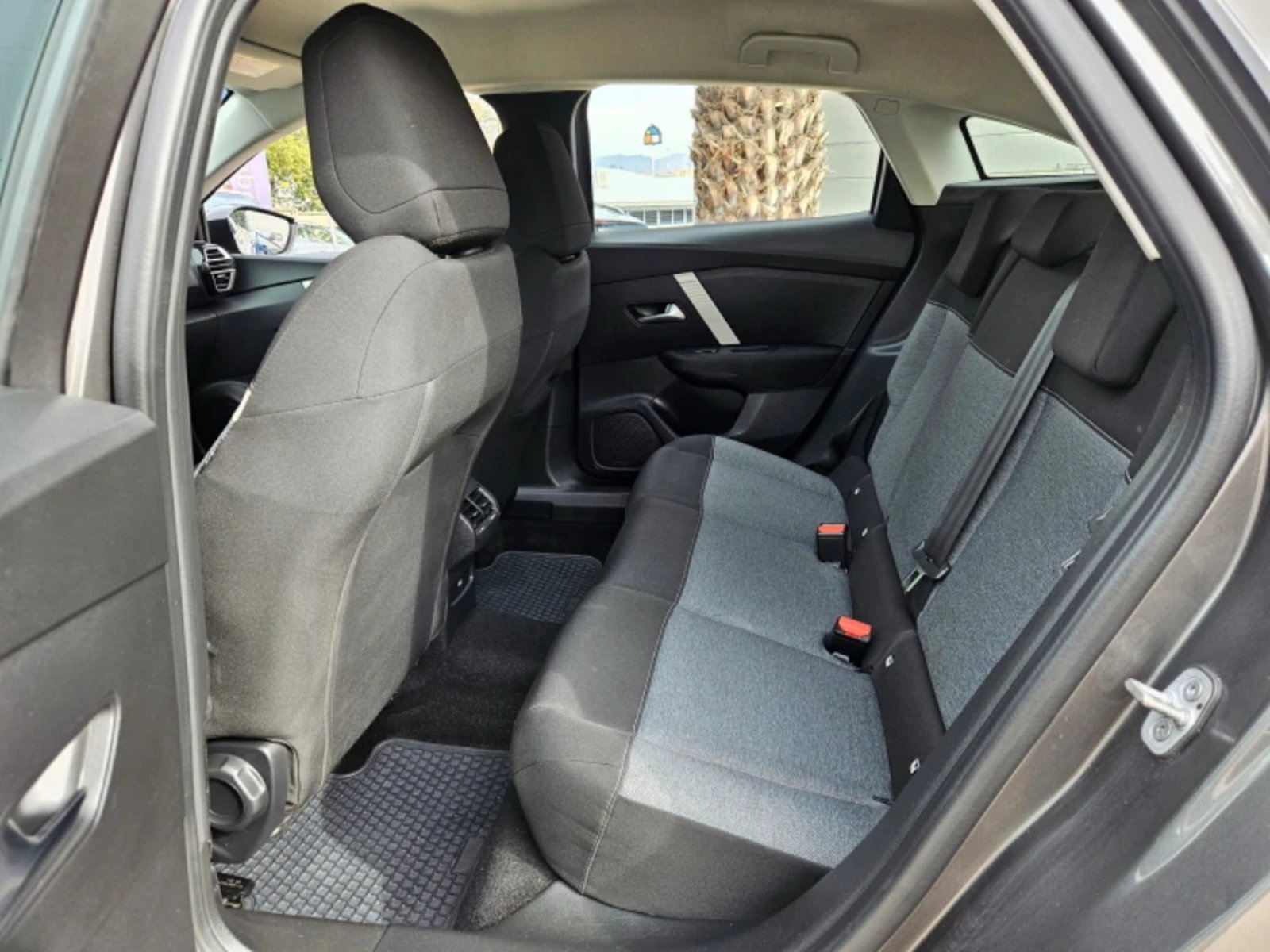Citroën C4 2023 - Imagen 15 de 20