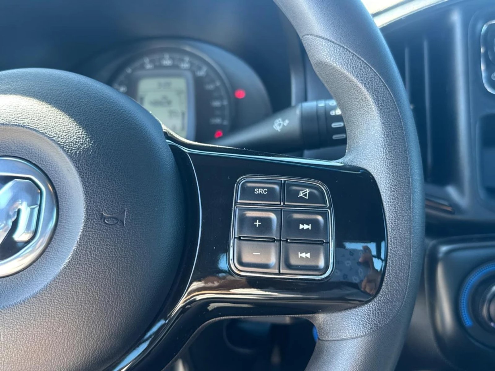 RAM 700 2024 - Imagen 18 de 20