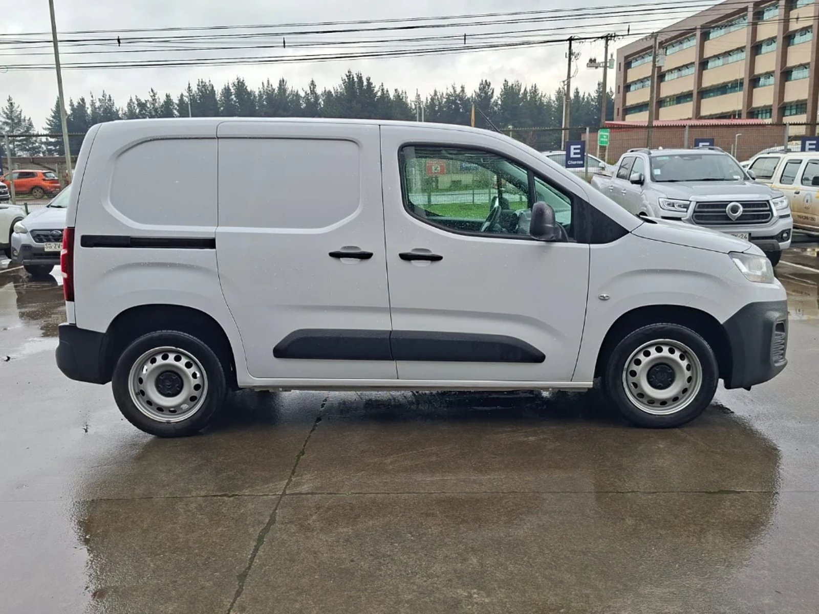 Citroën Berlingo 2023 - Foto 4 de 20