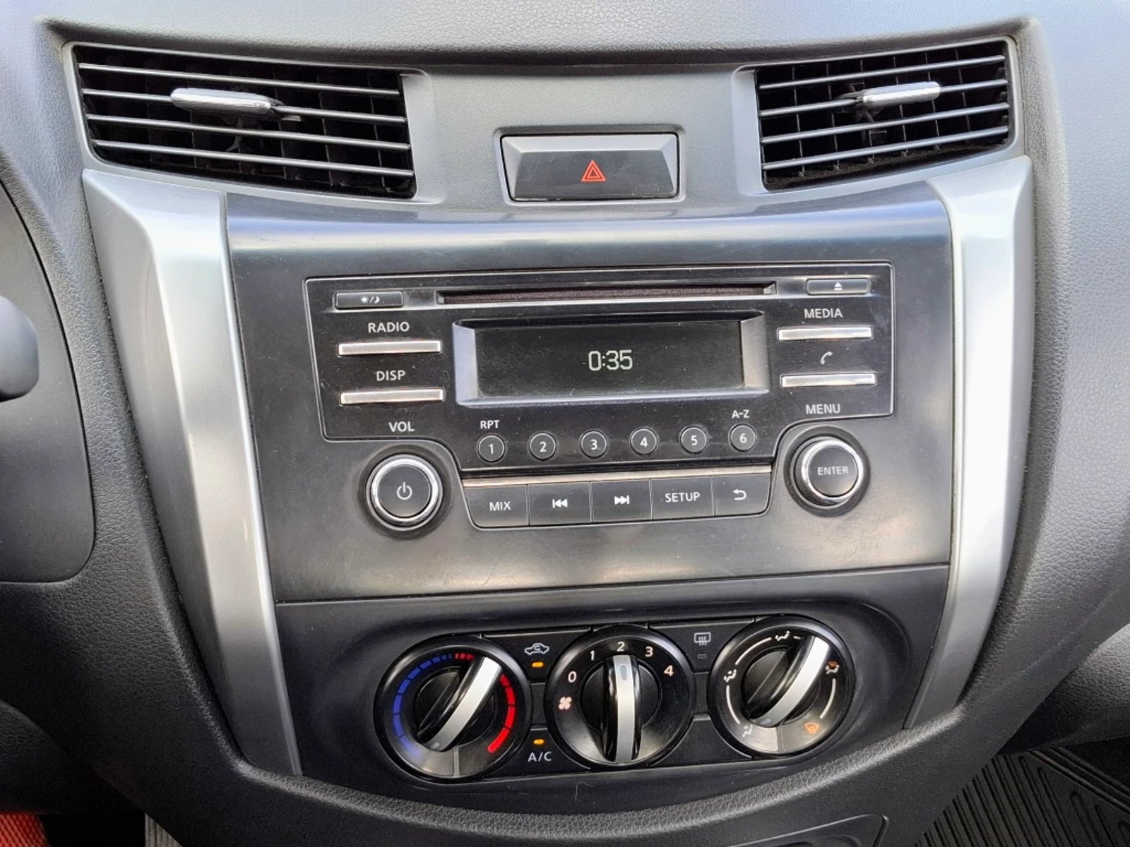 Nissan Navara 2023 - Imagen 17 de 20