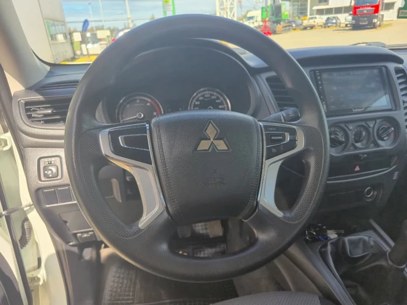 Mitsubishi L200 2022 - Imagen 17 de 20