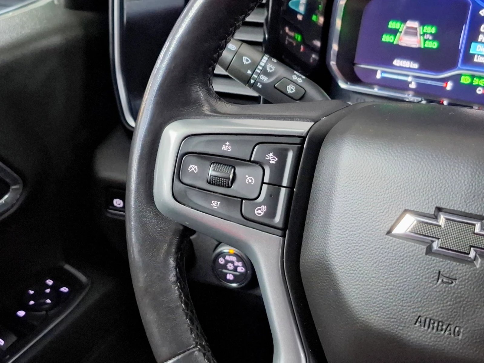 CHEVROLET SILVERADO 2023 - Imagen 17 de 20