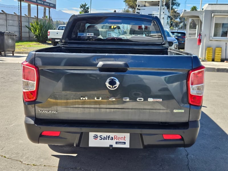 SsangYong Grand musso 2023 - Imagen 6 de 20